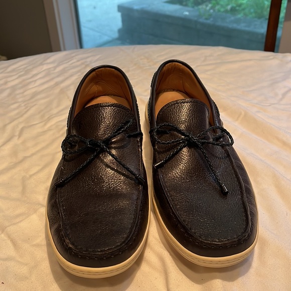 Tod’s Slip on Loafers - Picture 6 of 11